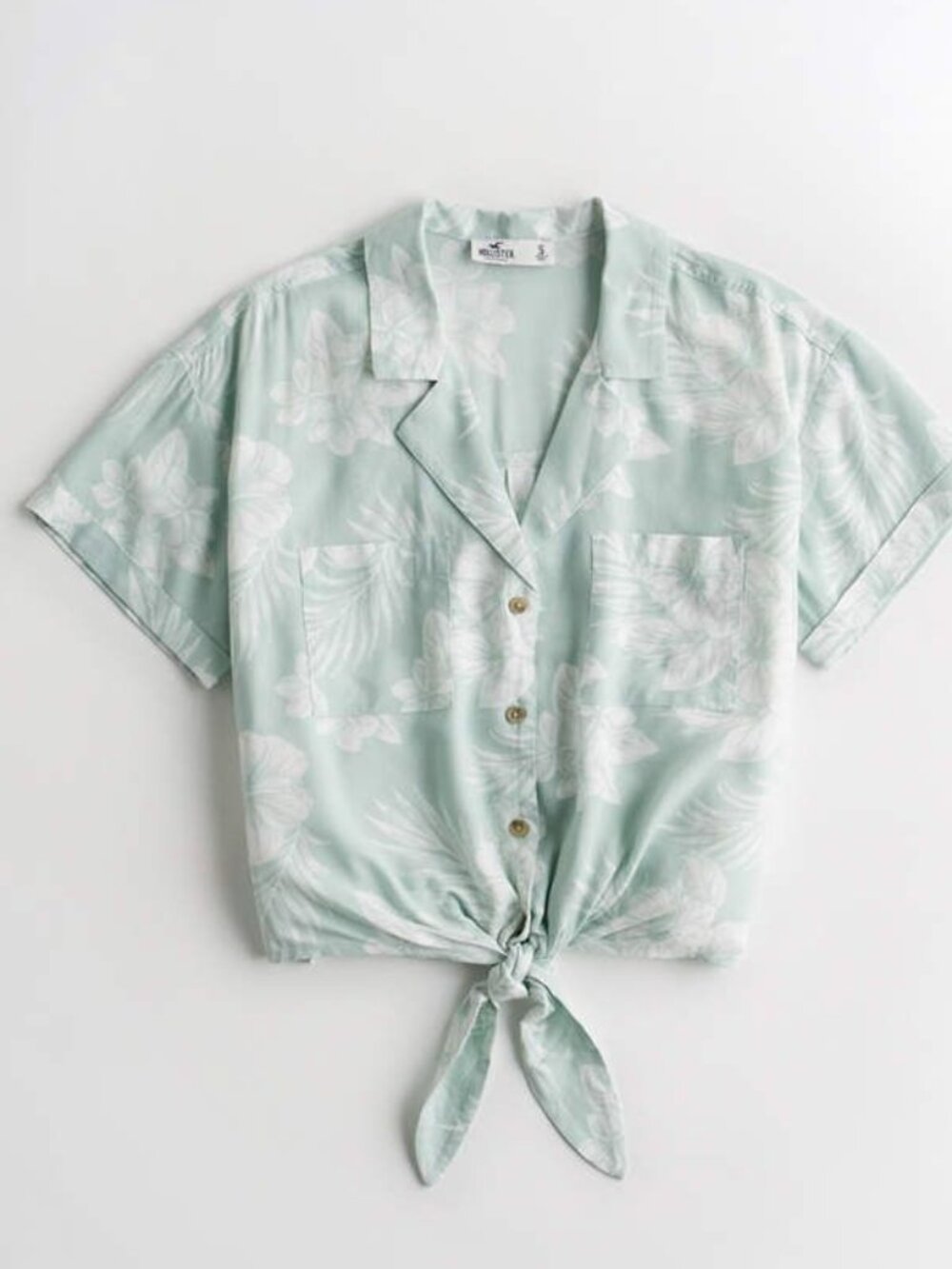 Hollister Tie-Front Camp Shirt Mint Green – XS